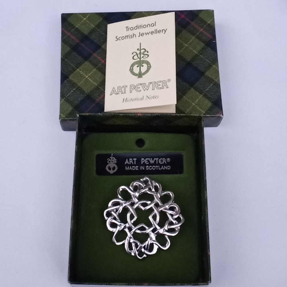 NIB 1996 Made in Scotland Solid Pewter Celtic Love Knot Four Mary's Brooch Pin